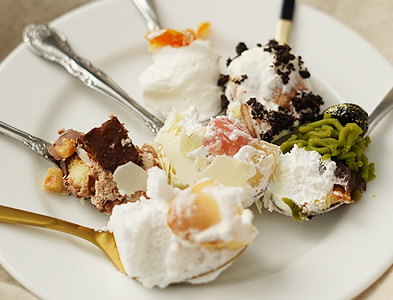 canpachiケーキの缶詰