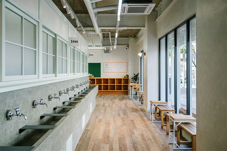 愛媛の学校<br />１９７０<br />なましぼり学園<br />